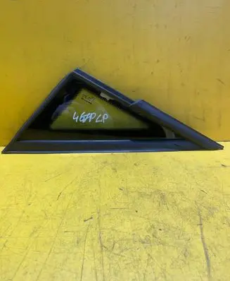 Seat Ibiza IV (6J,6P) Front triangle window/glass 6J0845411