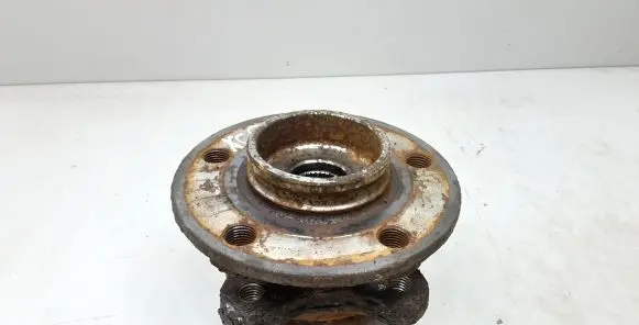 Volvo XC90 Front wheel hub