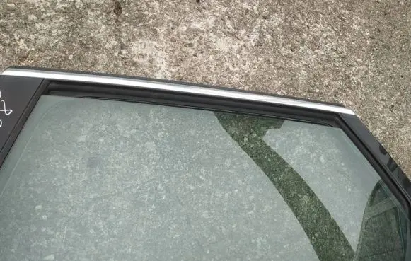 Peugeot 508 Rear door window glass