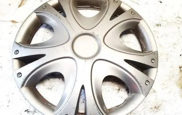 Renault Megane I R14 wheel hub/cap/trim 