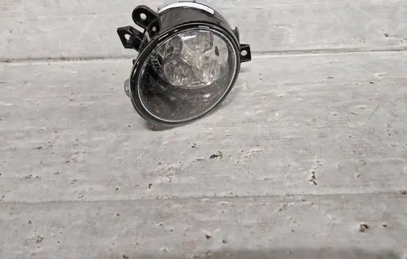Volkswagen e-Up Front fog light 1ST941056 01250102