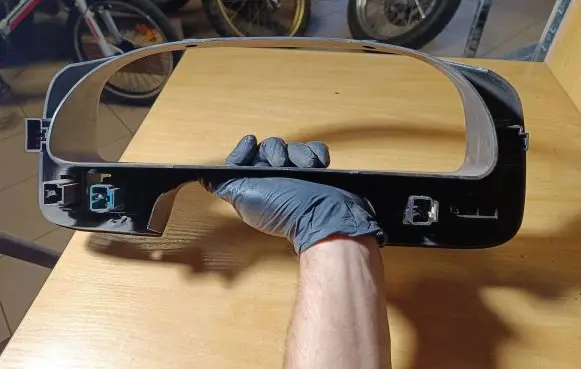 Subaru Impreza I Dashboard trim