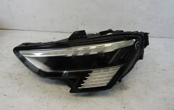 Audi A3 8Y Headlight/headlamp 8Y0941035