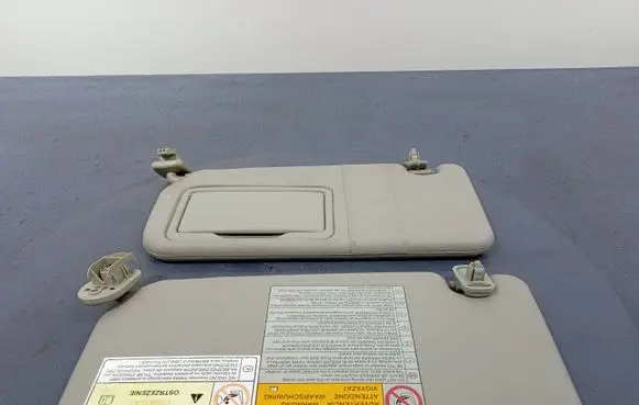 Suzuki Alto Sun visor