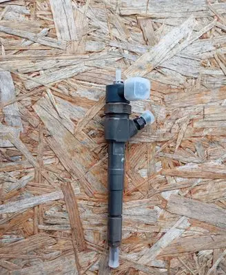 Fiat Freemont Fuel injector 0445110419