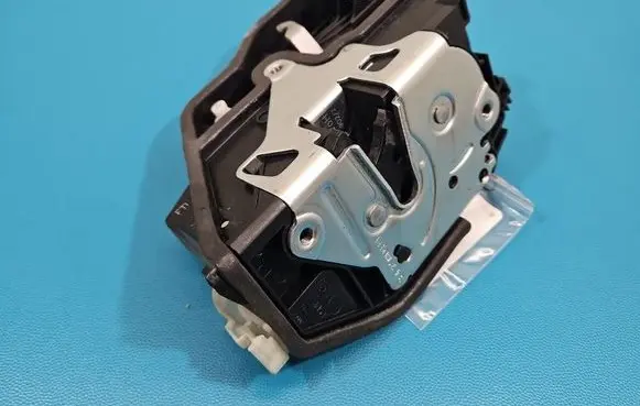 BMW 3 F30 F35 F31 Front door lock 7229461 IMPRK1530549