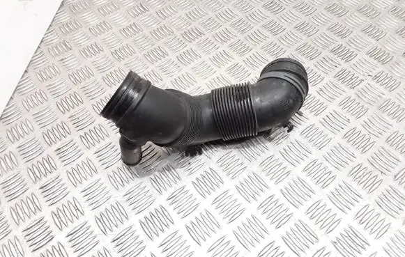 Seat Altea XL Turbo air intake inlet pipe/hose 3C0129654M