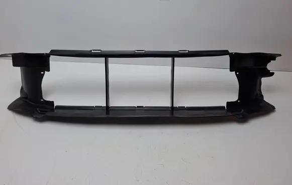 Audi R8 4S Radiator trim 4B0121139J