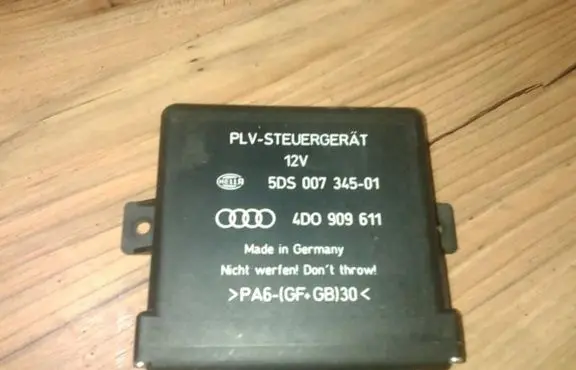 Audi A8 S8 D2 4D Other control units/modules 4d0909611 5ds007345-01