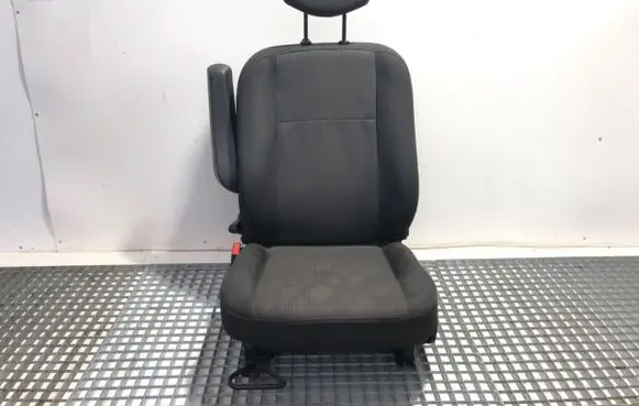 Renault Master III Front driver seat 