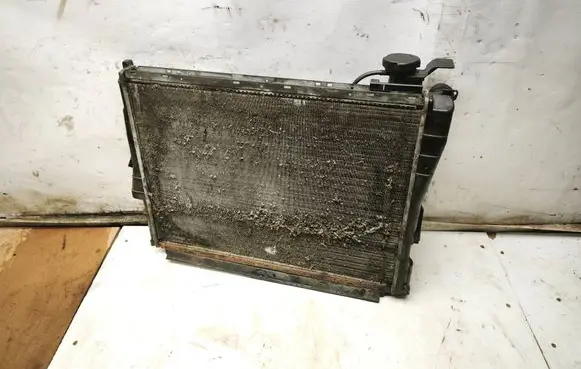 BMW 3 E46 Coolant radiator 2249365