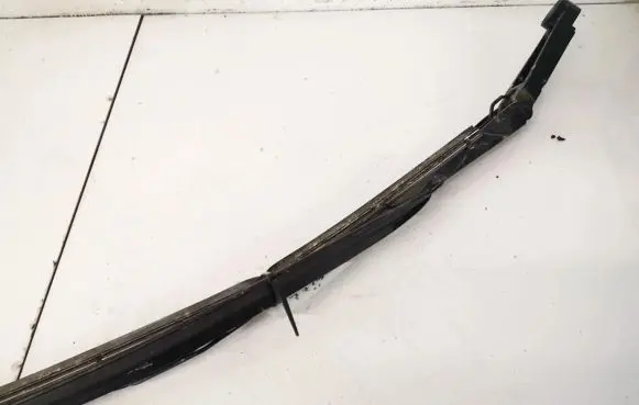 Front wiper blade arm