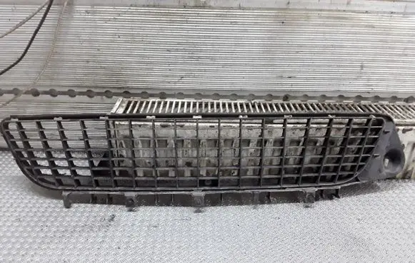 Opel Vectra C Front bumper lower grill 13100583