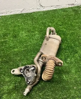 Nissan NV200 EGR valve cooler 147350364R 41402291B