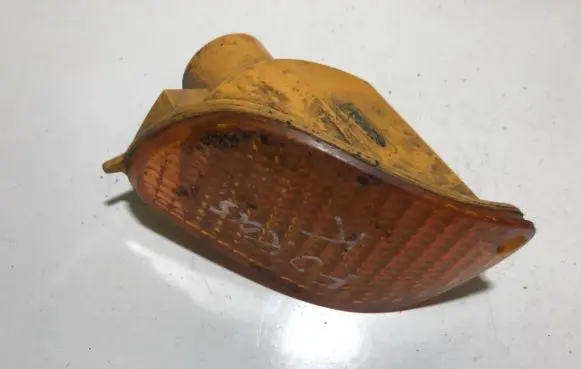 Front indicator light