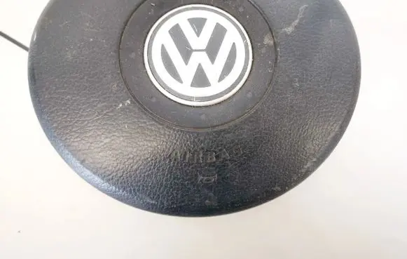 Steering wheel airbag