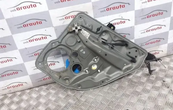 Volkswagen Golf IV Rear window lifting mechanism without motor 1J4839756E