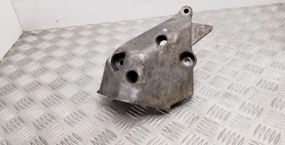 Skoda Fabia Mk1 (6Y) Engine mounting bracket 045199207H