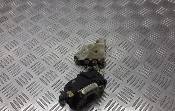 Nissan Almera N16 Front door lock 8055261U66