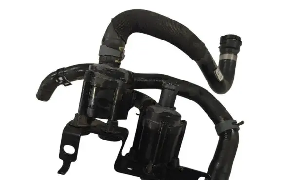 Audi A5 Electric auxiliary coolant/water pump 06H121601N