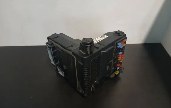 Volvo XC90 Central body control module 30765148 28024617