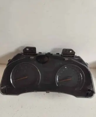Toyota Avensis T270 Speedometer (instrument cluster) 8380005K90