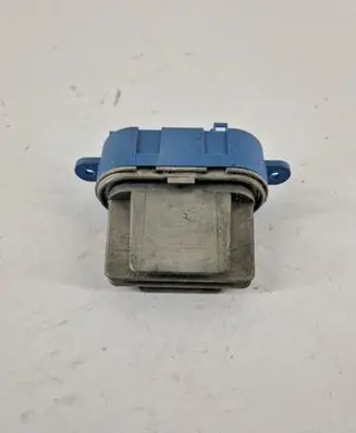 Volkswagen Touareg I Heater blower fan relay 7L0907521