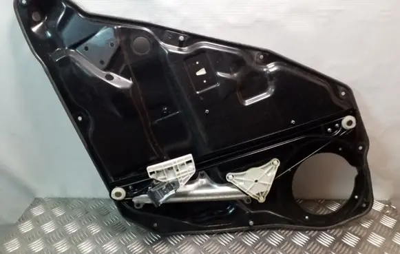 Mercedes-Benz ML W164 Rear window lifting mechanism without motor 993692104