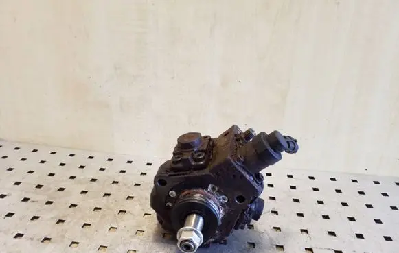 KIA Sportage Fuel injection high pressure pump 0445010206 331002A420