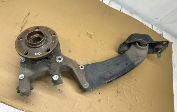 Volkswagen Tiguan Rear wheel hub 3C0505436G