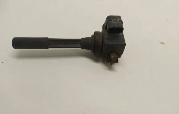 Opel Frontera B High voltage ignition coil 8971363250 CM01102