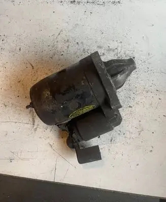 KIA Sephia Starter motor MC109028