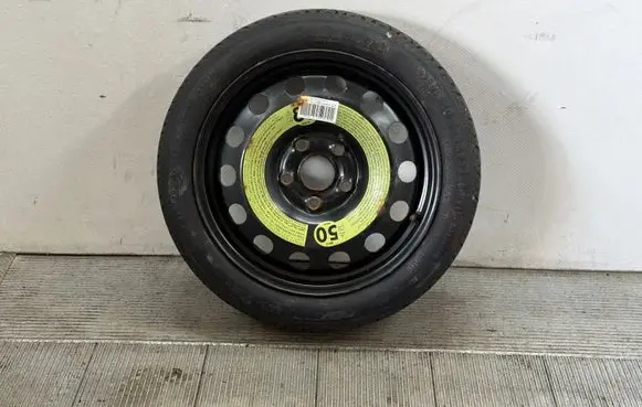 Volkswagen Golf Sportsvan R16 spare wheel