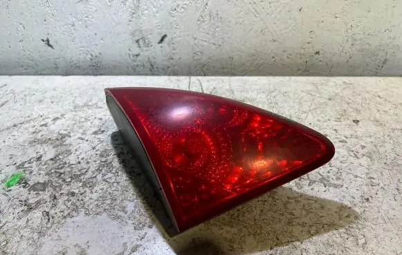 Peugeot 3008 I Tailgate rear/tail lights 26030104
