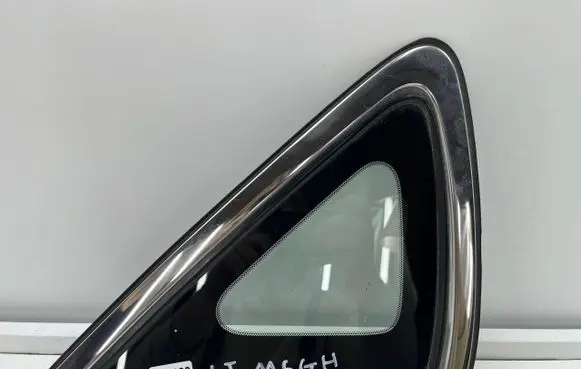 Mazda 6 Rear side window 