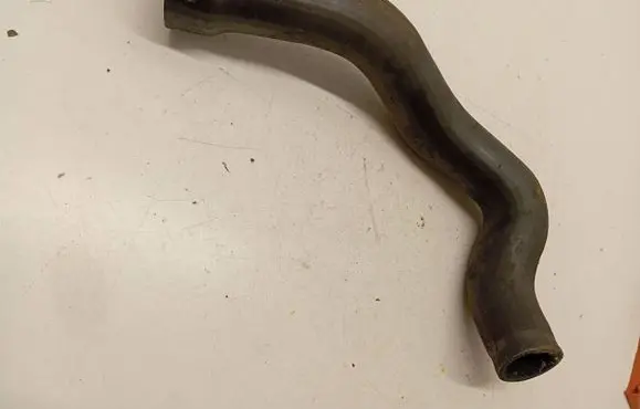 Volkswagen Transporter - Caravelle T4 Intercooler hose/pipe