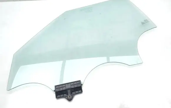 KIA Pro Cee'd III Front door window glass four-door E1143R016944 DOT748ASM353