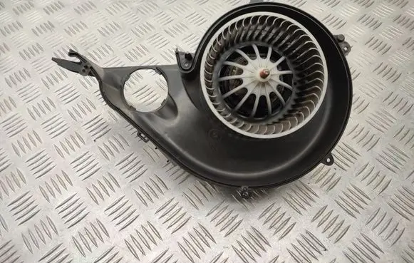Volvo XC70 Heater fan/blower 6G9N18D413AA 6G9N18D413BA