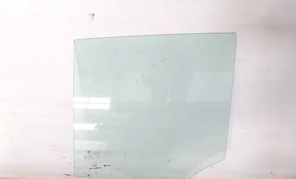 BMW X1 F48 F49 Rear door window glass 