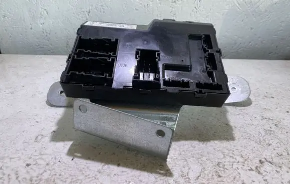 Ford Fiesta Engine ECU kit and lock set DN1T15K600JG 400478877001 16RA000084