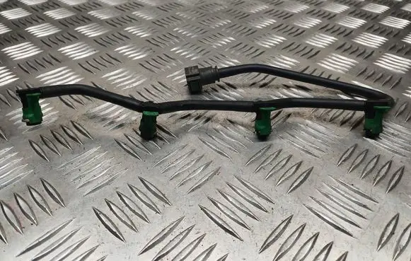 Volvo C30 Fuel return line/hose STU1313040