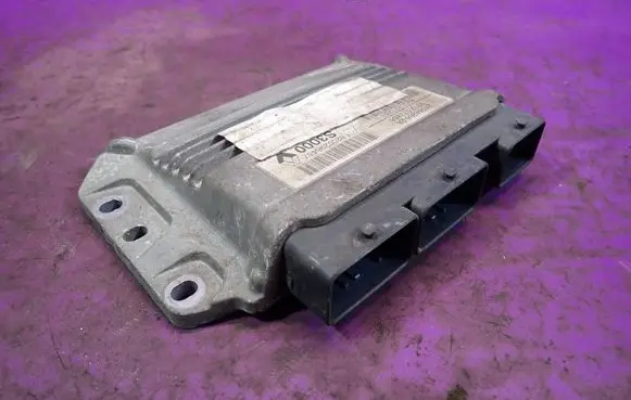 Renault Megane II Engine control unit/module ECU 