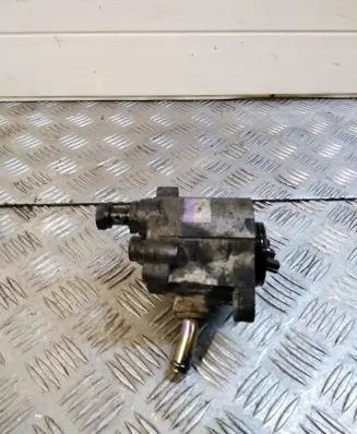 Toyota Avensis T250 Vacuum pump 2930027020