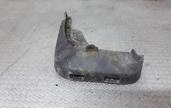 Toyota RAV 4 (XA20) Front mudguard 