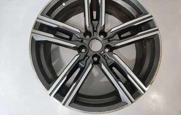 BMW 8 G14 R19 alloy rim 8090019