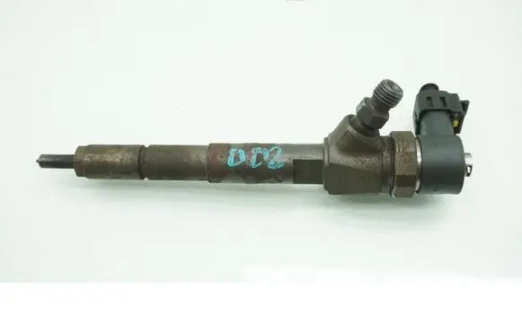 Fuel injector