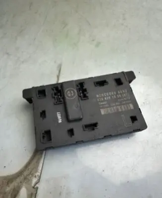 Mercedes-Benz Vito Viano W639 Door control unit/module 6398201026 00006176