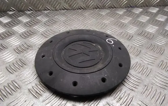 Volkswagen Transporter - Caravelle T5 Original wheel cap 7H0601151C