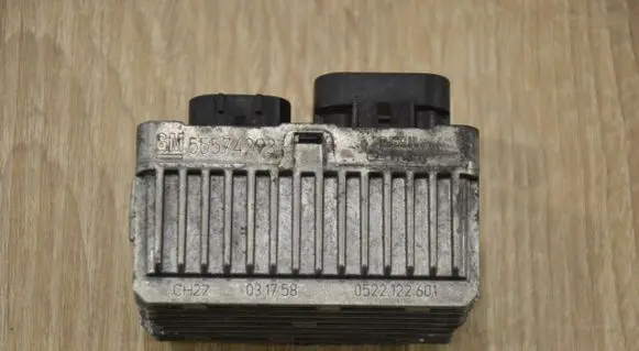 Opel Antara Glow plug pre-heat relay 55574293