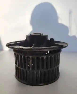Ford Focus Heater fan/blower 18456